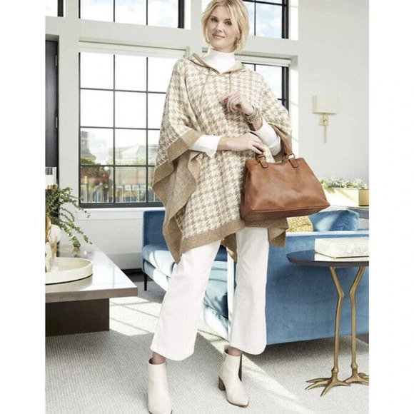 Coco + Carmen Brina Hooded Drawstring Pullover Knit Poncho Carmel Cream One Size - Picture 8 of 16